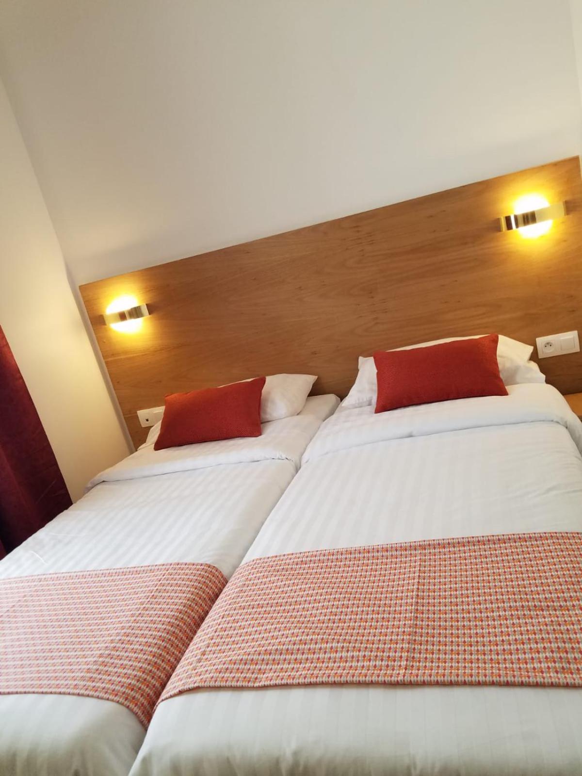 Dupleix Hotel باريس المظهر الخارجي الصورة